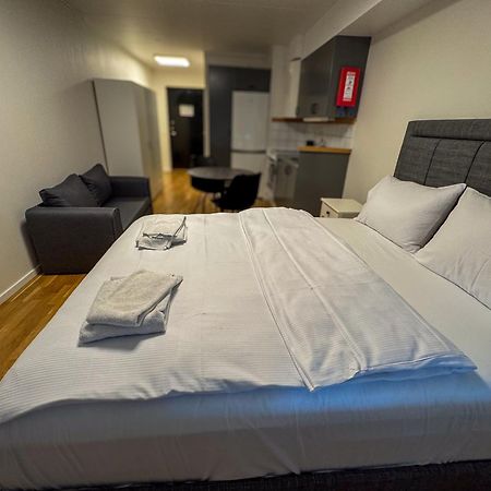 Joenkoeping Hotel Apartments ภายนอก รูปภาพ