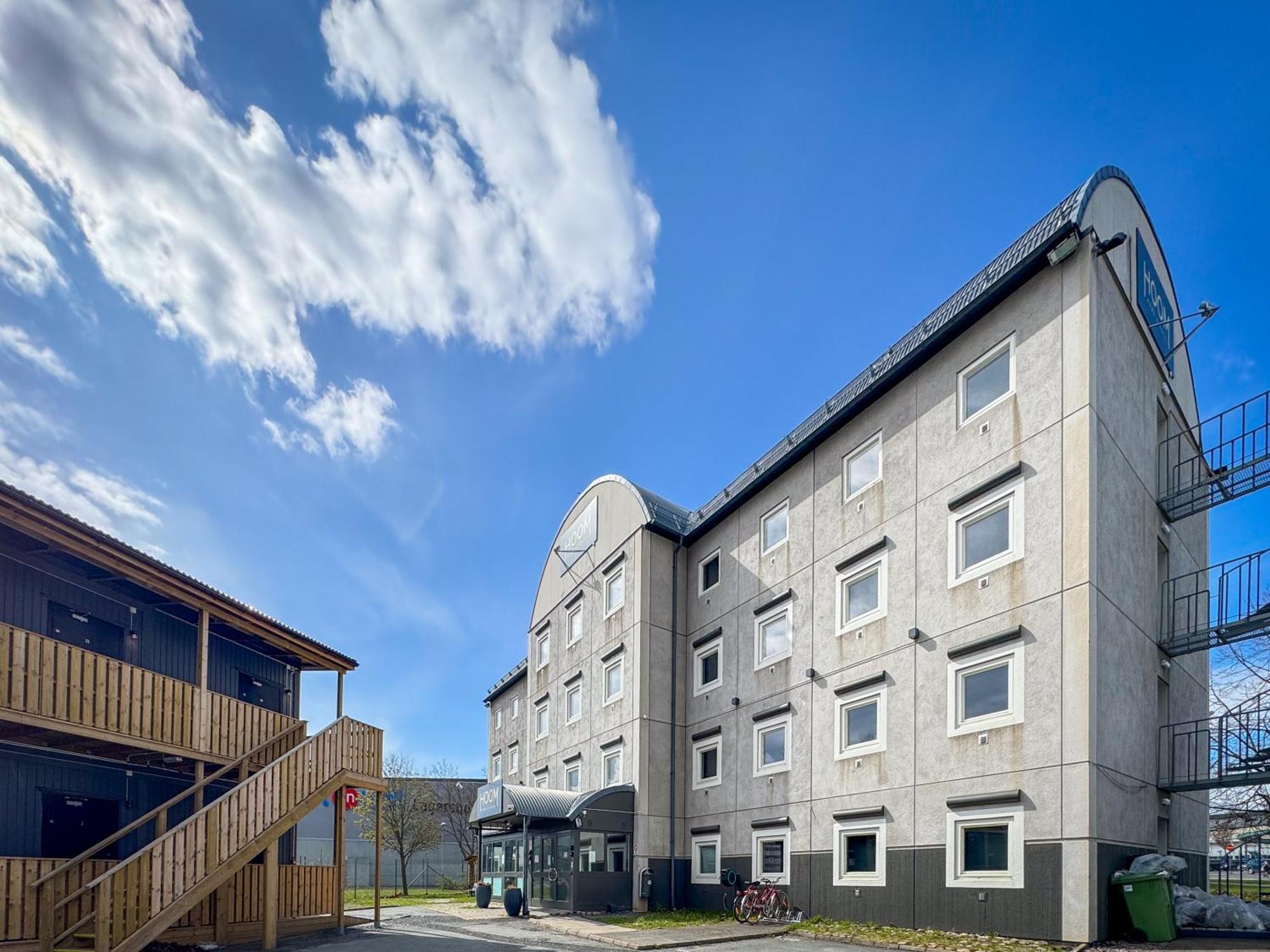 Joenkoeping Hotel Apartments ภายนอก รูปภาพ